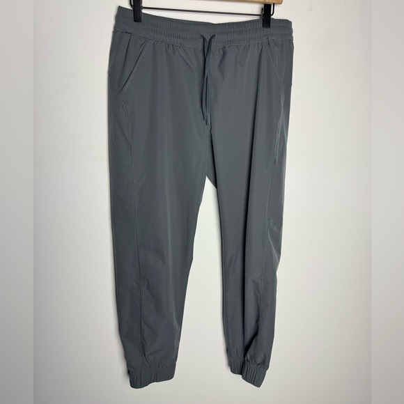 Title Nine Switchback Ultralight Hiking Joggers size Medium - Picture 3 of 9